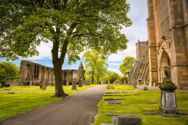 Dunfermline Abbey, a stop on the Fife Pilgrim Way